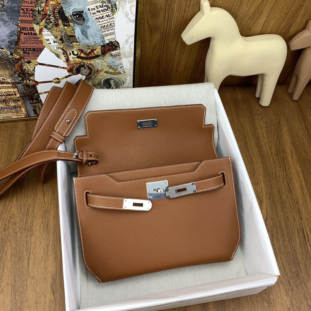 Hermès Kelly Depeches Togo 25cm