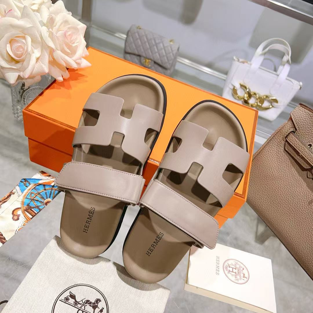 UA Hermès Chypre Sandal