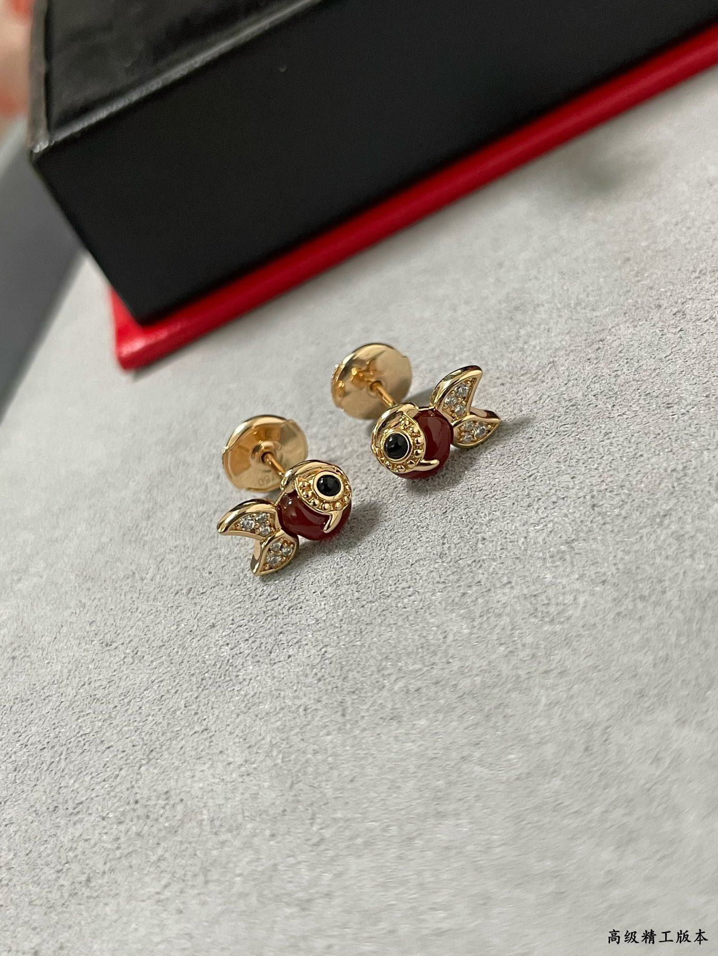 Qeelin Little Goldfish Stud Earrings