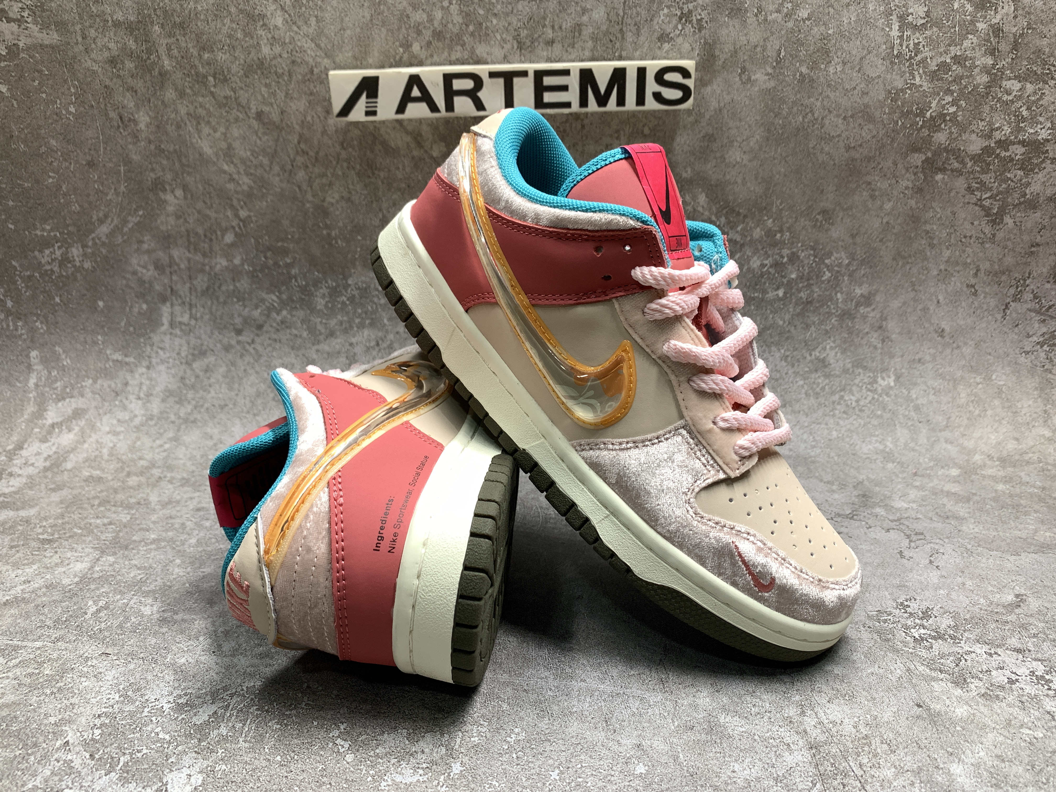 Nike Dunk Low Social Status Free Lunch Strawberry Milk