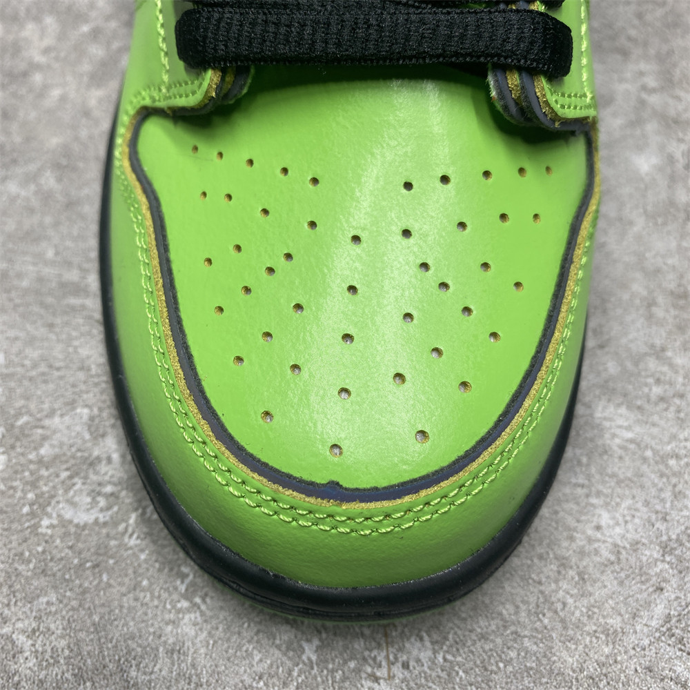 THE POWERPUFF GIRLS X DUNK LOW PRO SB QS 