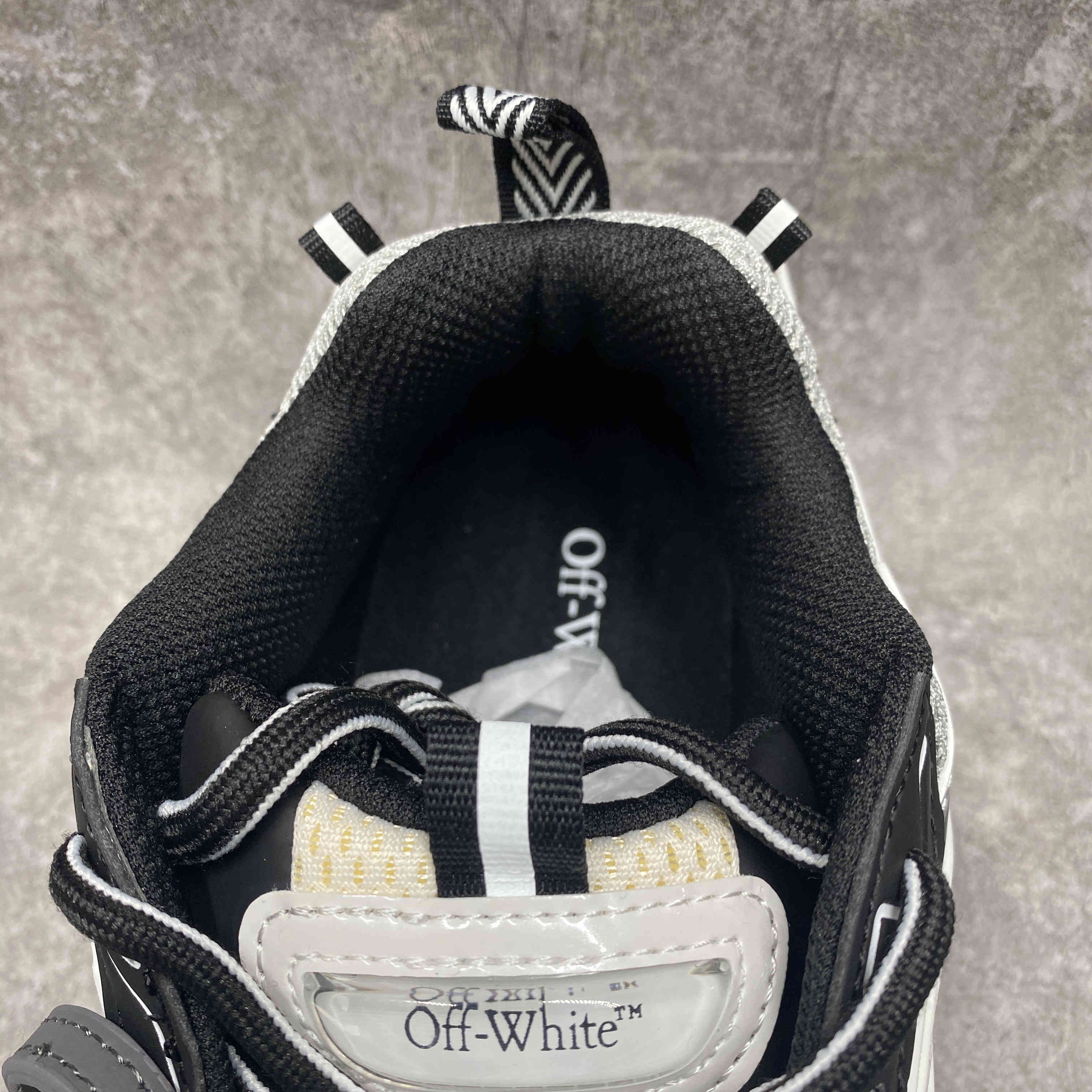 UA Off-White "BE RIGHT BACK"