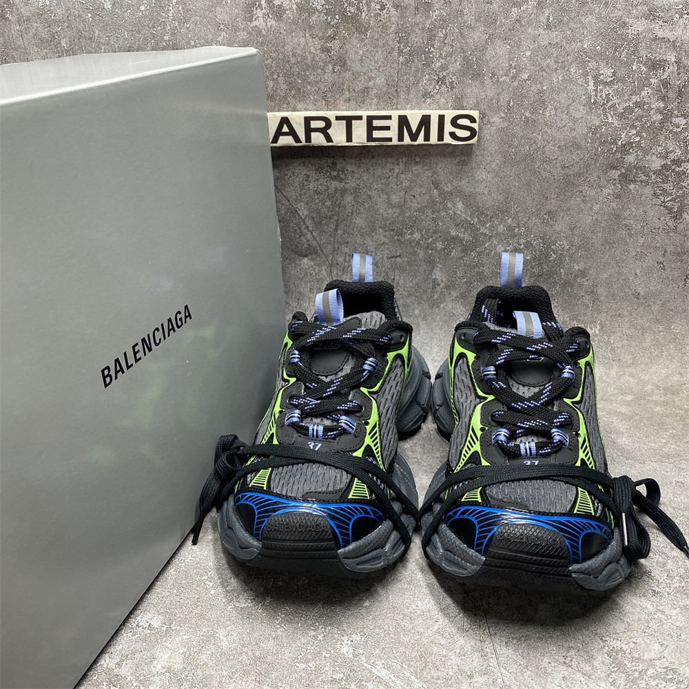 UA Balenciga 3XL Sneaker