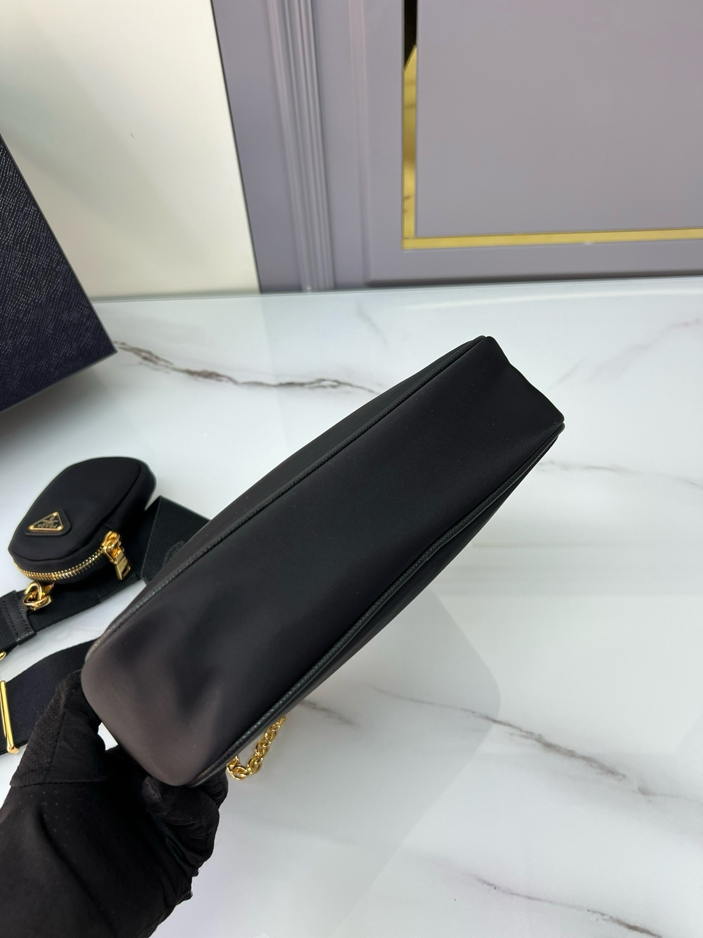 Pra*a re-edition 2005 nylon bag