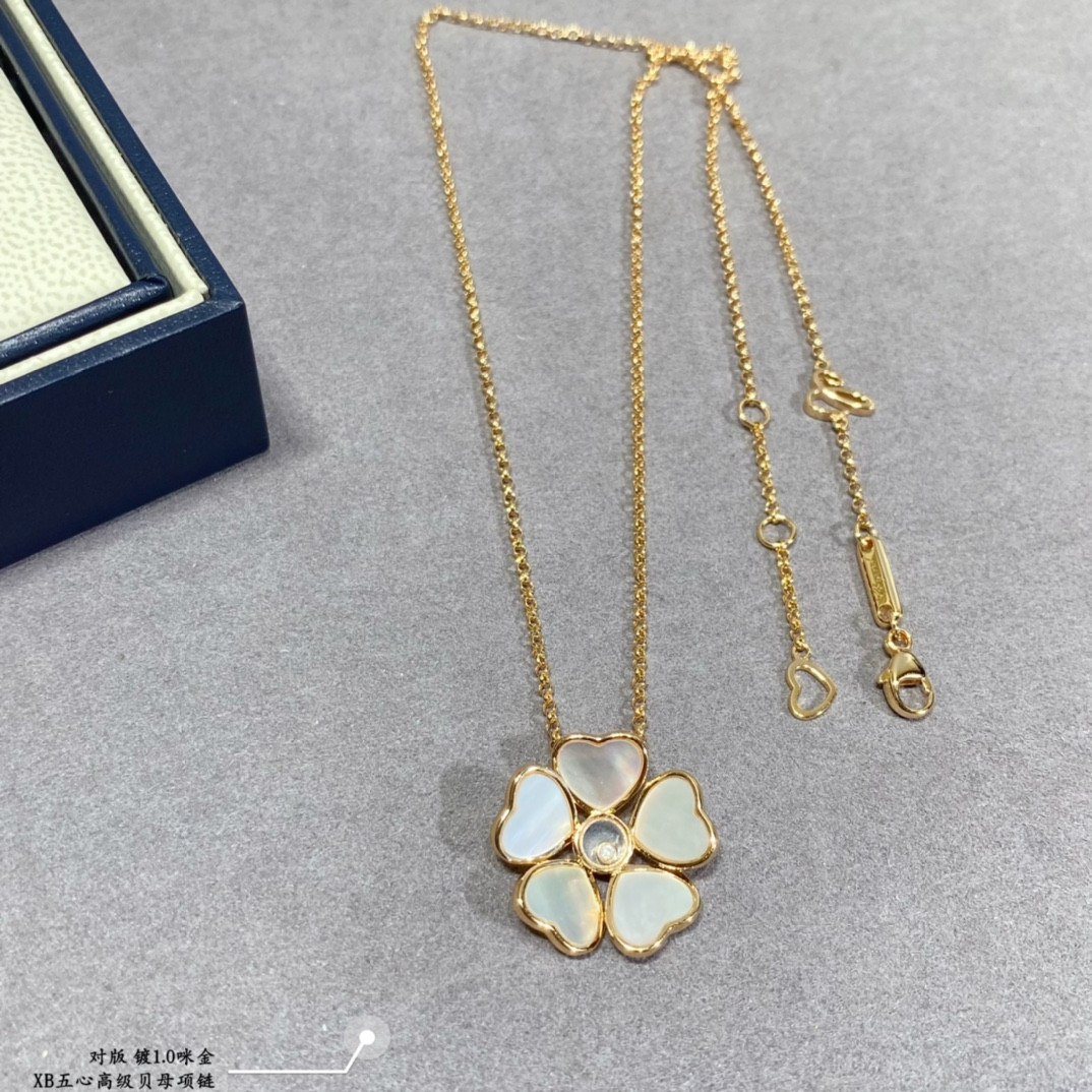 Chopard Five Hearts Mother-of-Pearl  Necklace