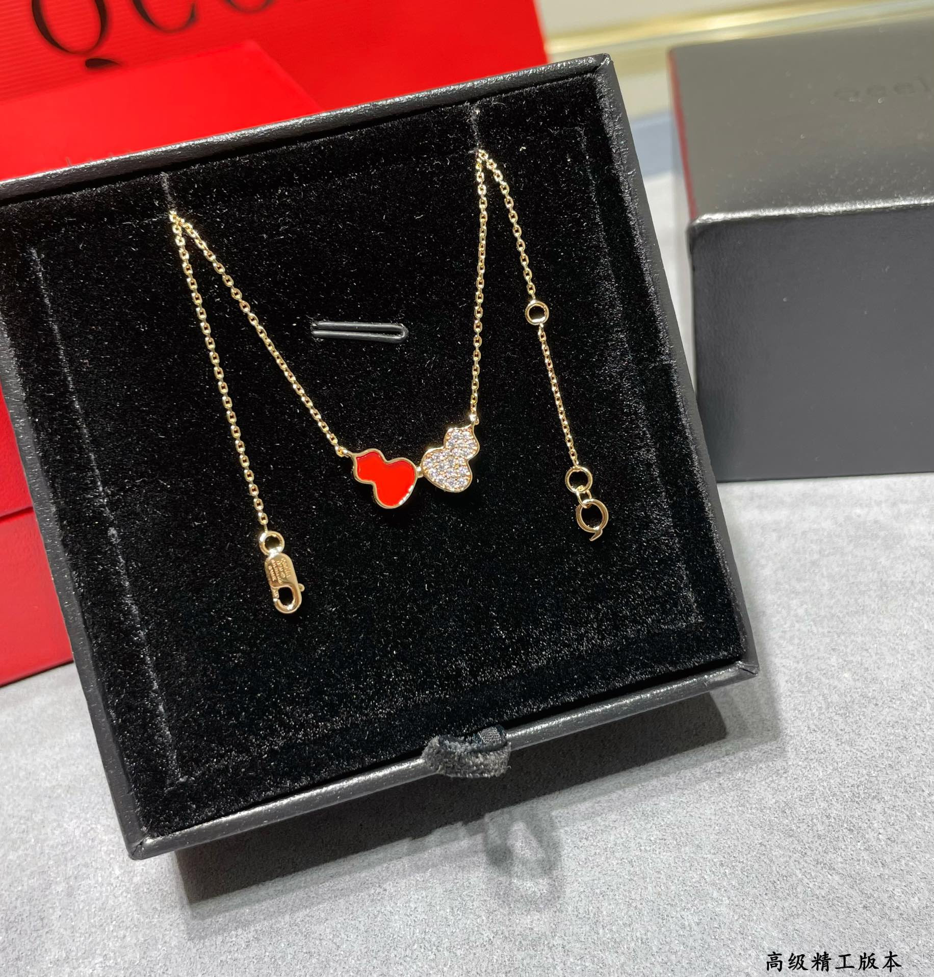 Qeelin Wulu Double Gourd Necklace