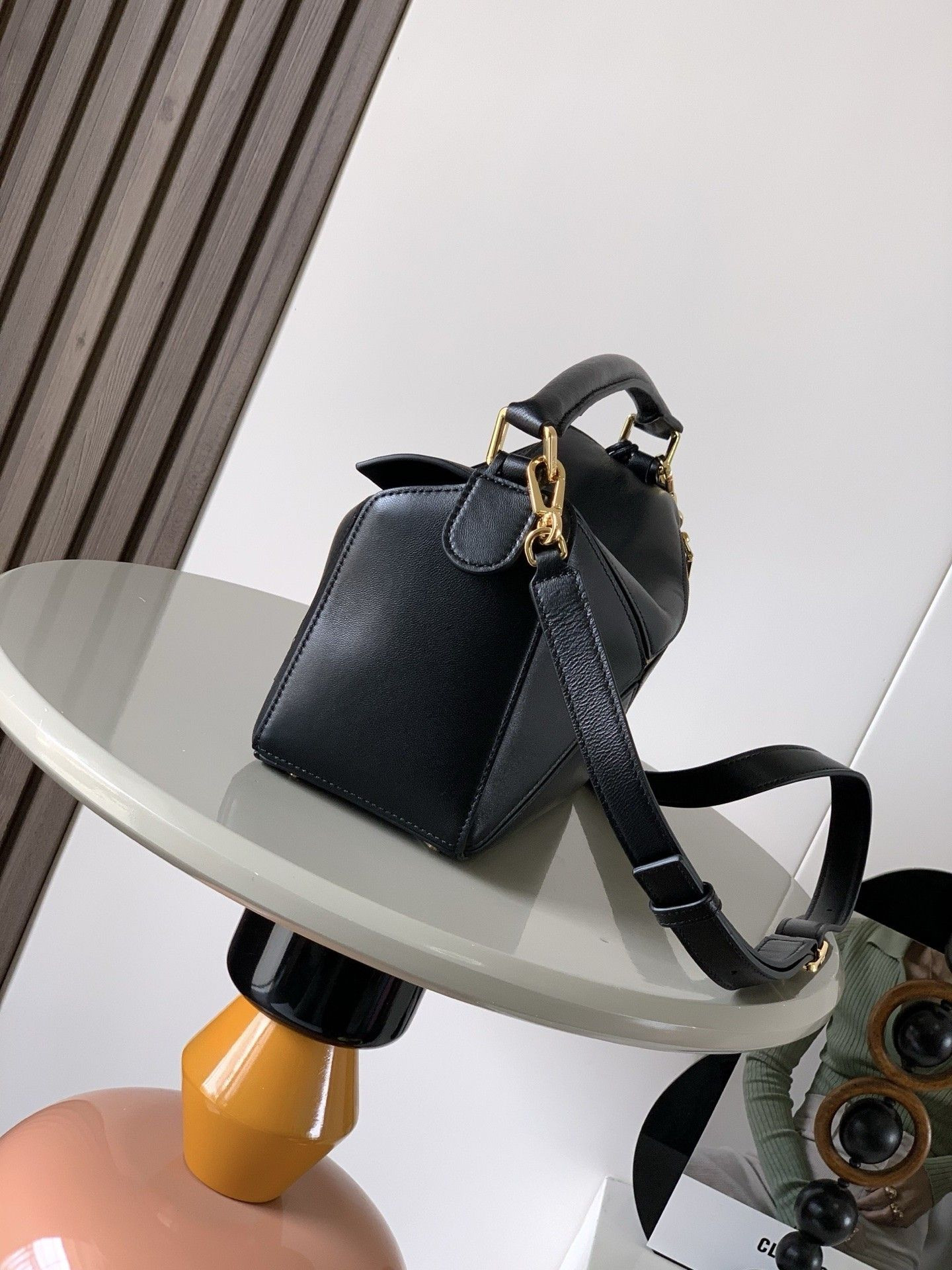 L0ew* small featherlight puzzle bag in nappa lambskin  16.5x24x10.5cm