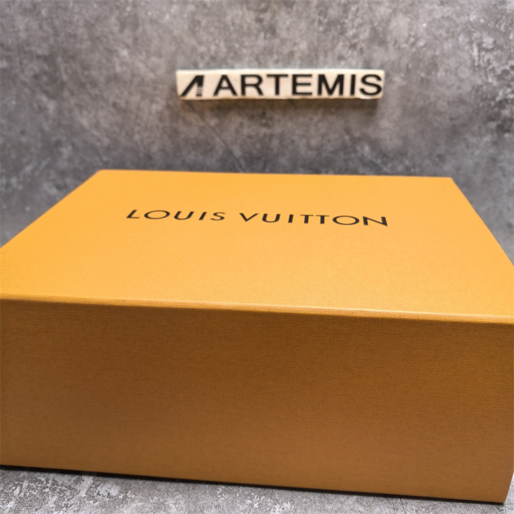 UA LV Trainer Sneaker