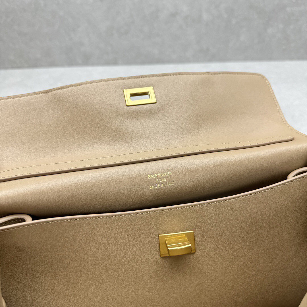 Ba*len*cia*ga rodeo mediun 35x23.3x10.9cm