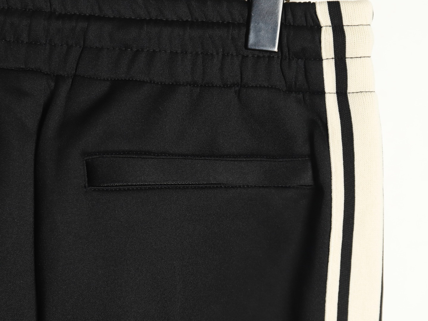 Ce**e 23fw pants suit