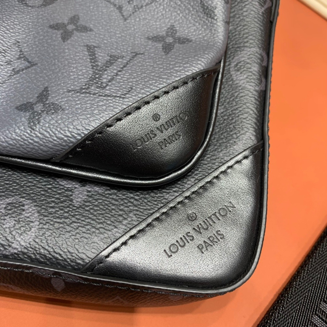 LV TRIO MESSENGER M69443