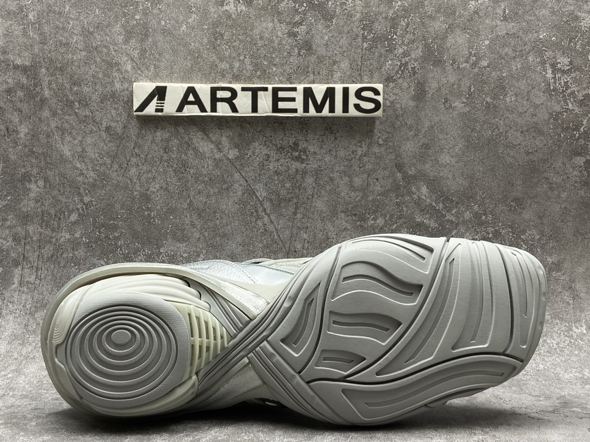 Balenciga Track 5.0 Sliver