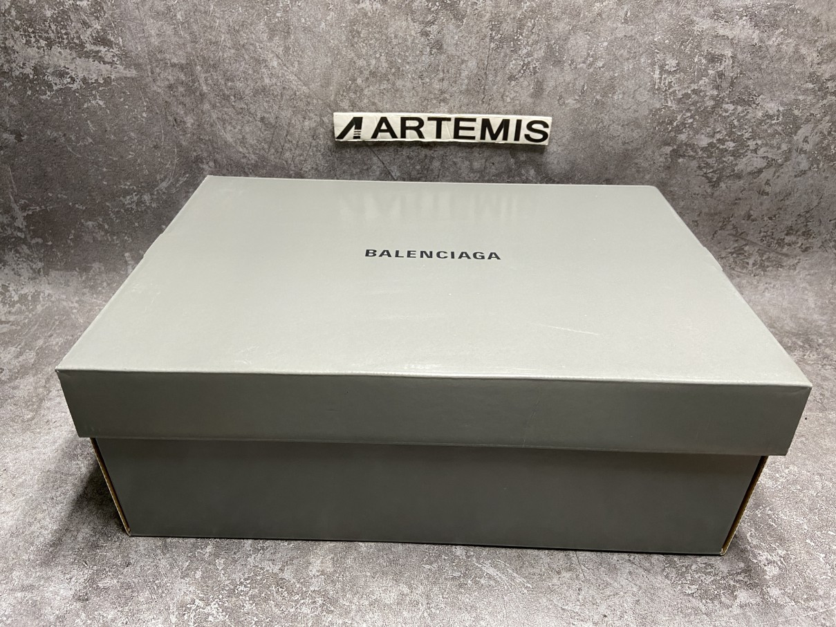 Balenciga Triple S Street Style Leather