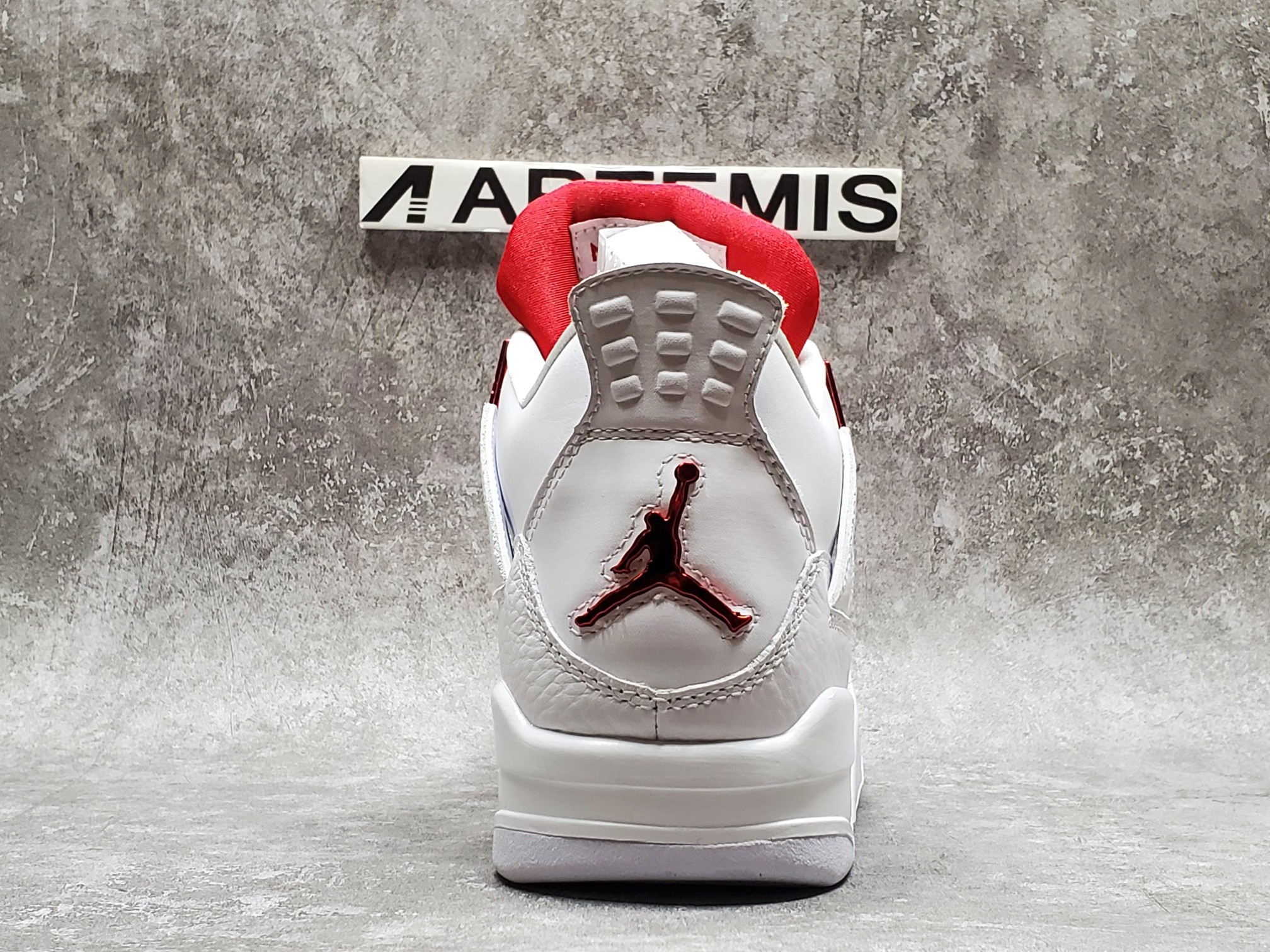 Air Jordan 4 Retro Metallic Red