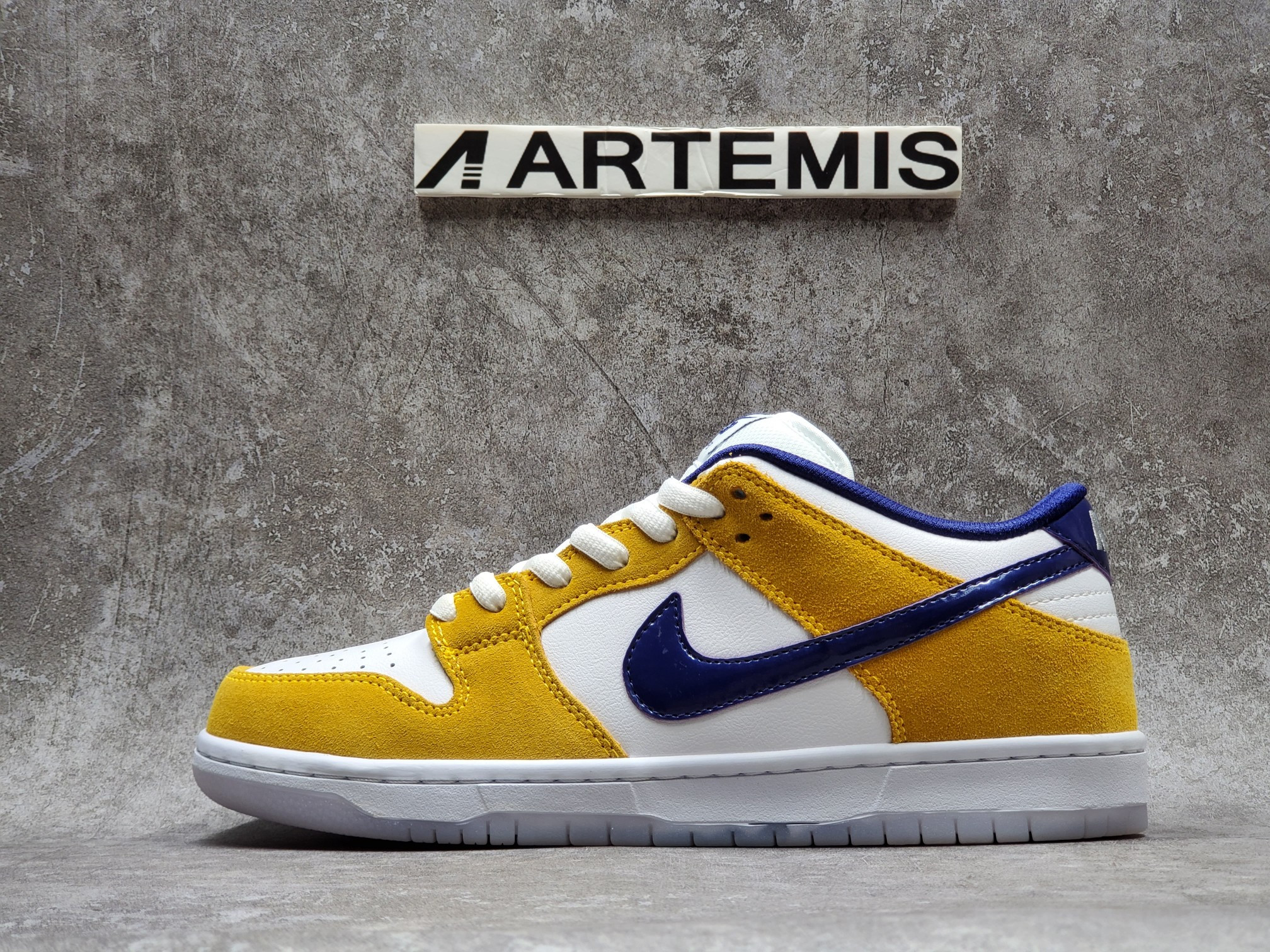 Nike SB Dunk Low Laser Orange