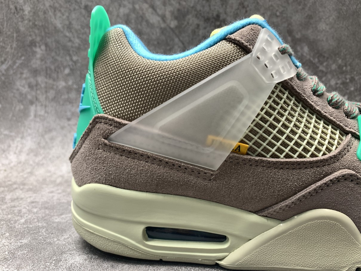 Air Jordan 4 x Union Taupe Haze