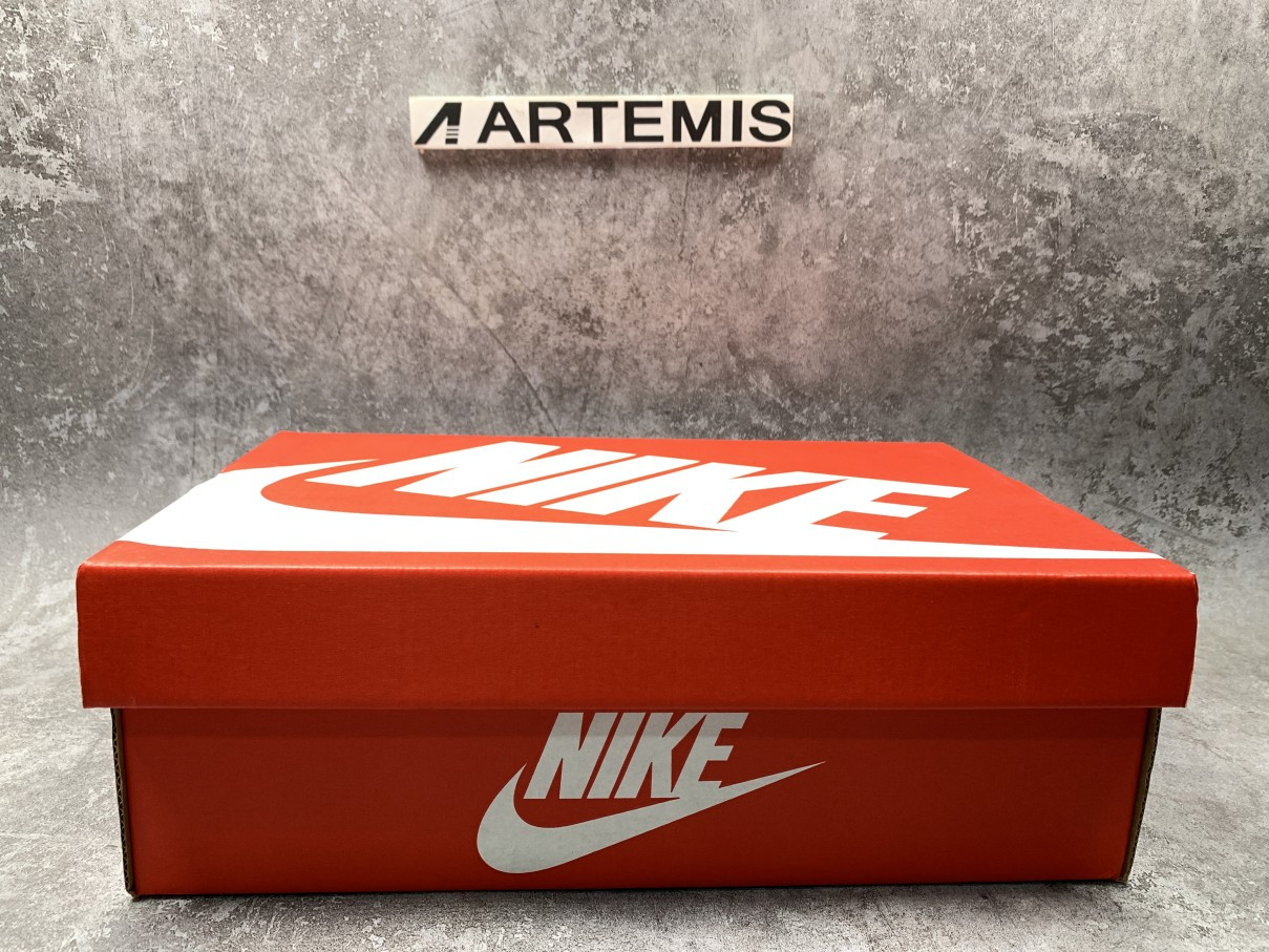 Nike Dunk Low Green Strike