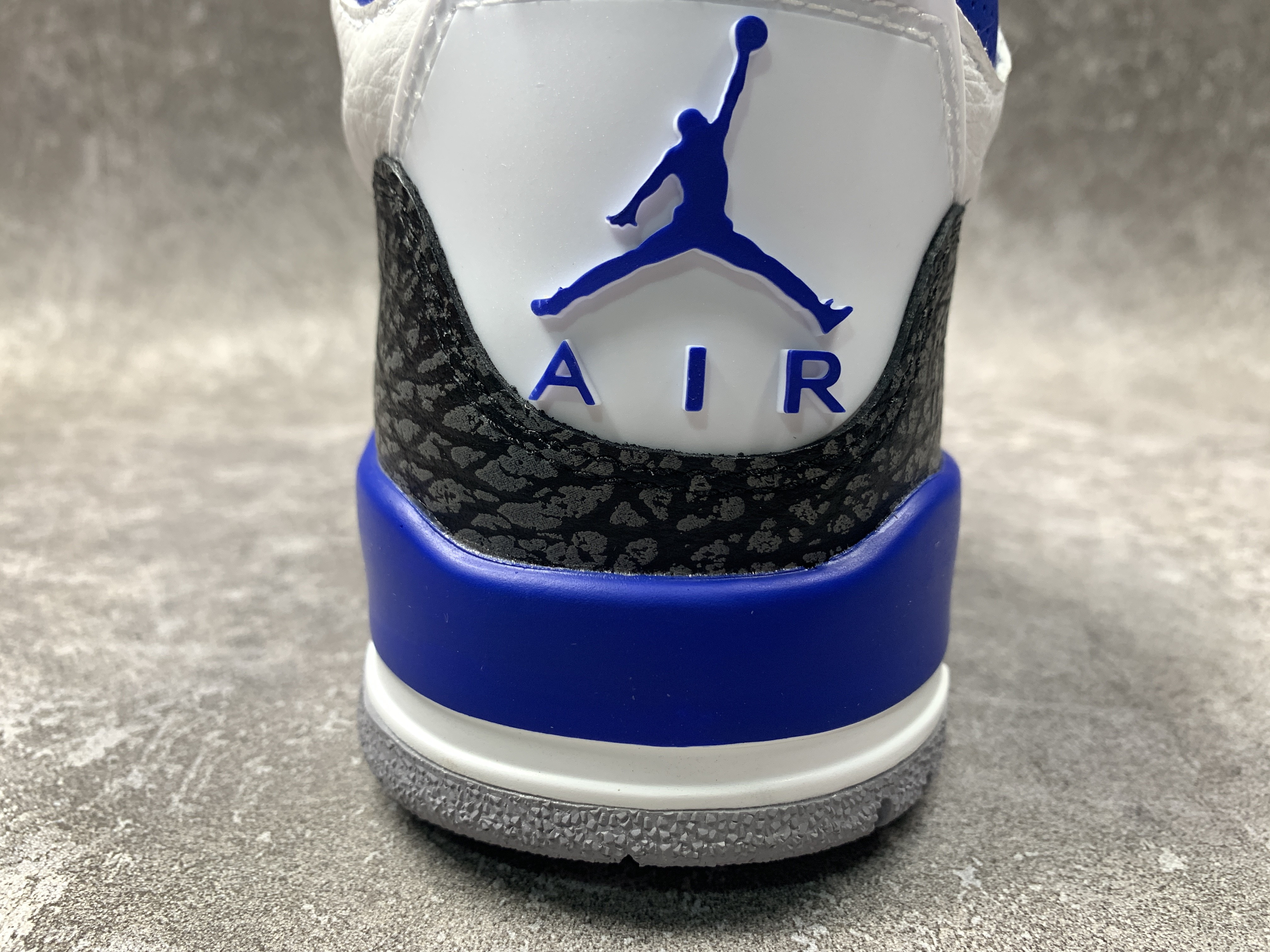 Air Jordan 3 Retro Racer Blue