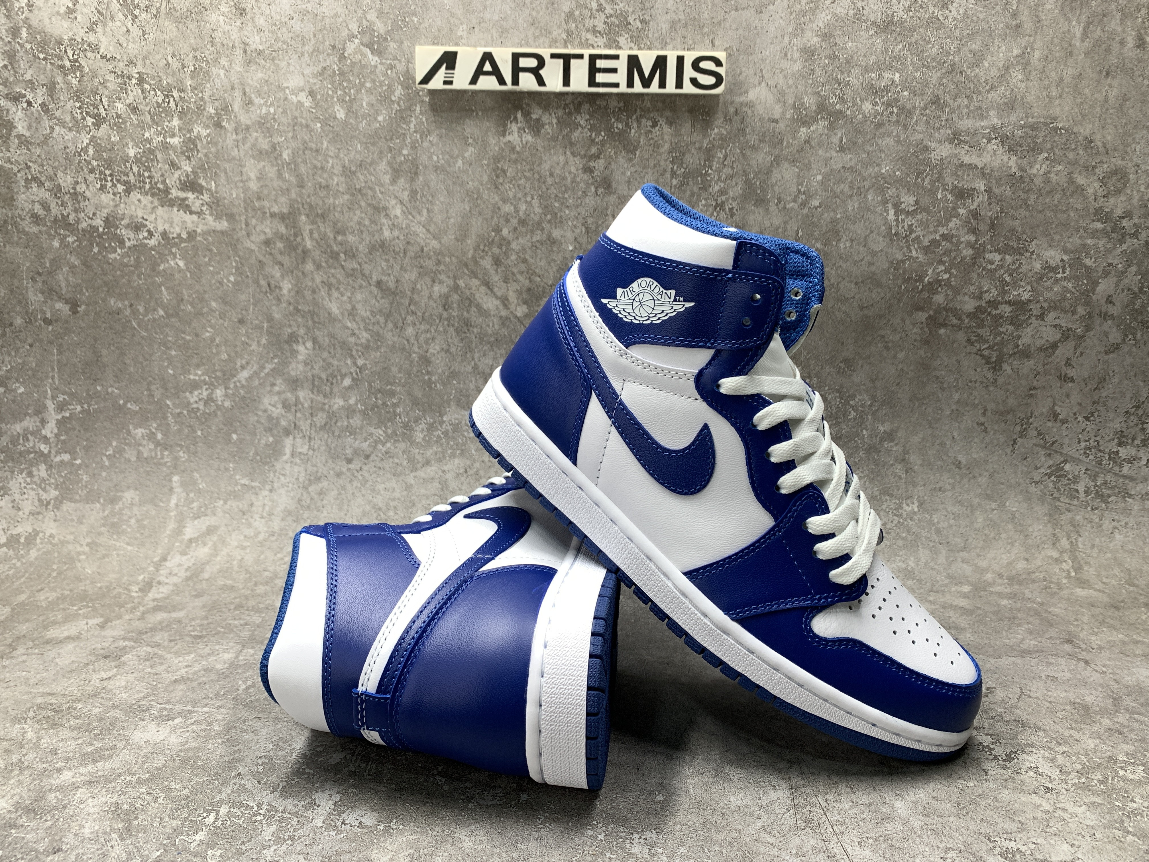 Air Jordan 1 Retro High OG