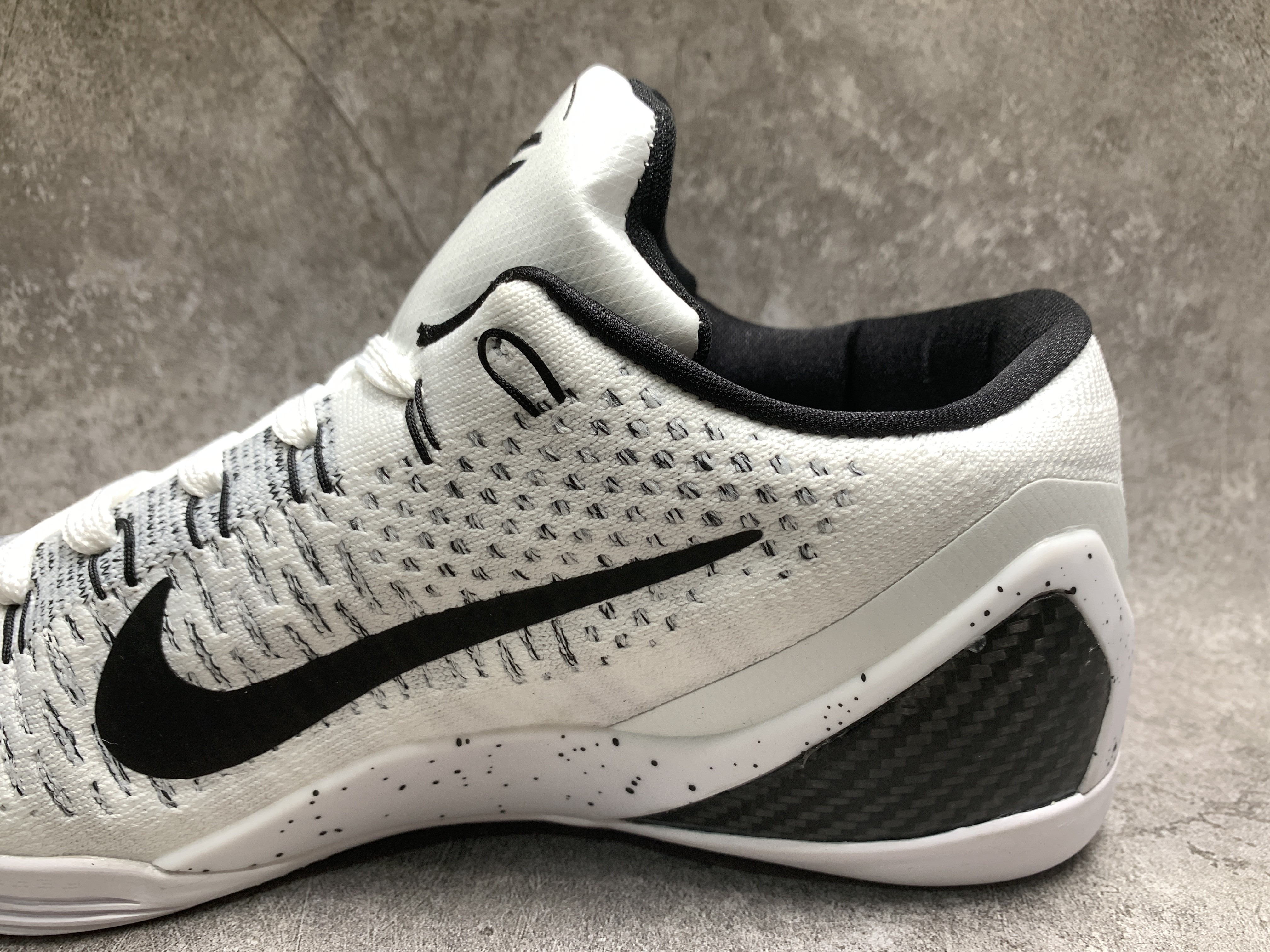 Nike Kobe 9 Elite Low Beethoven