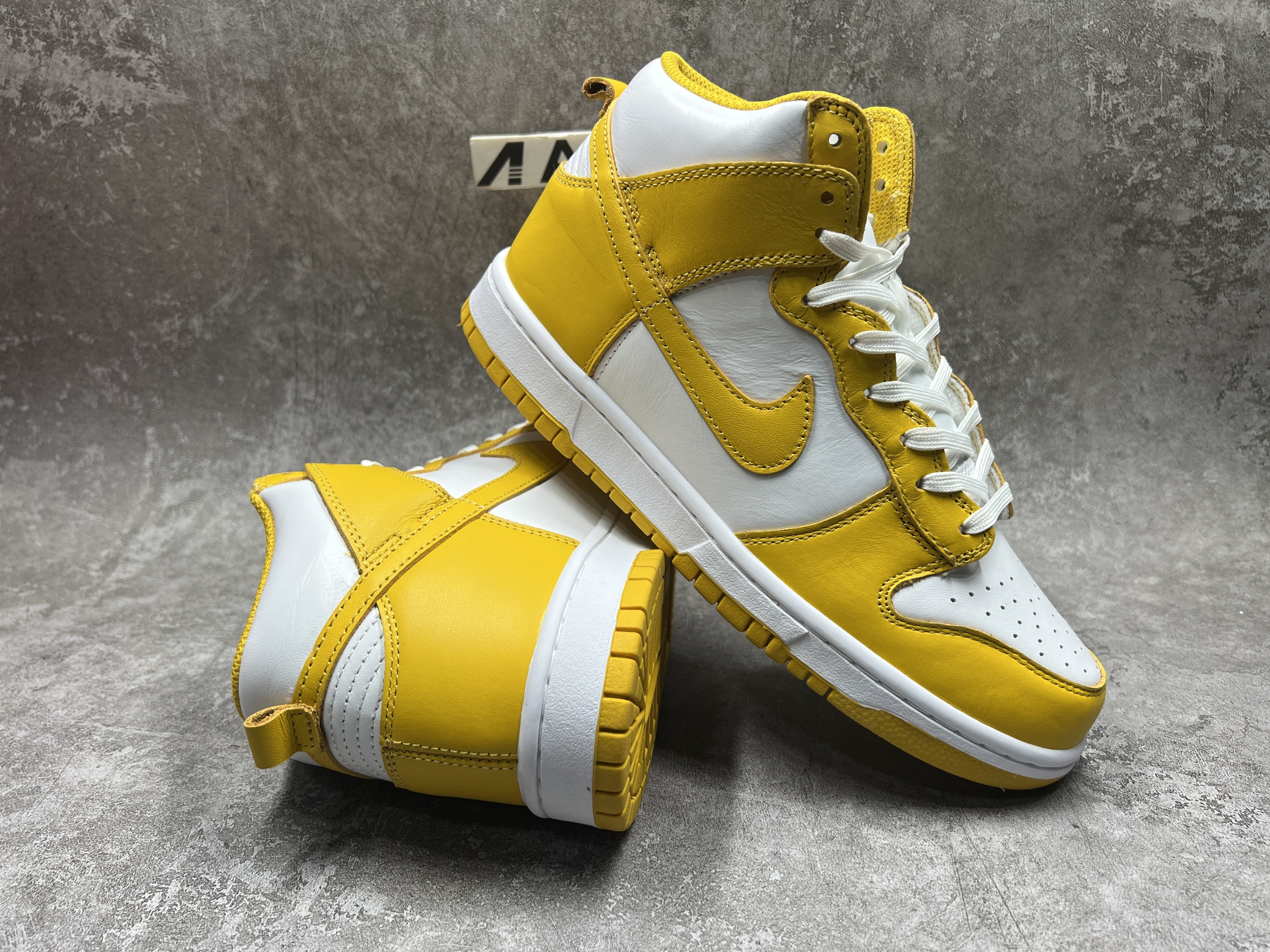 Nike Dunk High Dark Sulfur