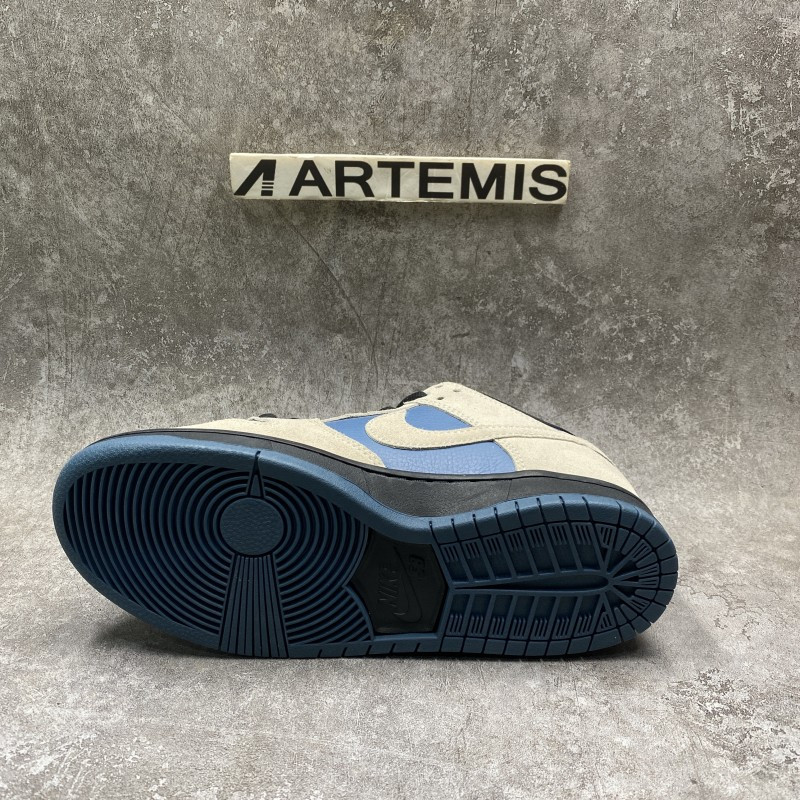 Nike SB Dunk Low Light Cream Thunderstorm