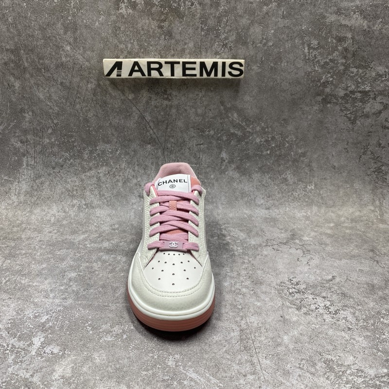 Ch*el 22p trainer white red