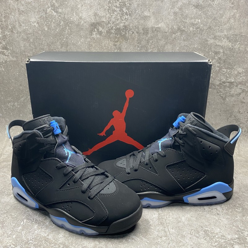 Air Jordan 6 Retro UNC