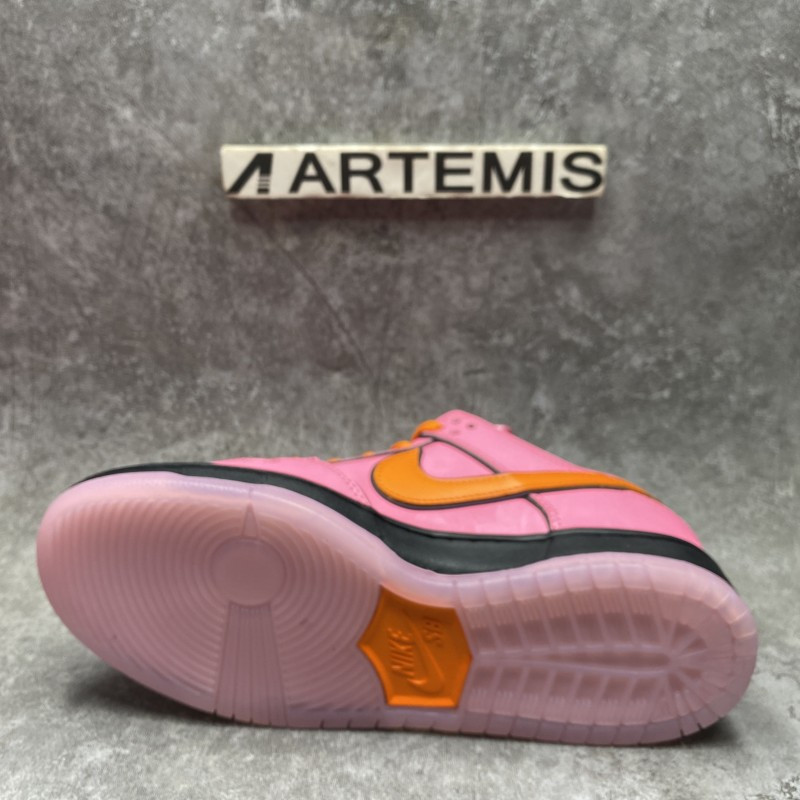 The Powerpuff Girls x Nike Dunk SB Low   PINK