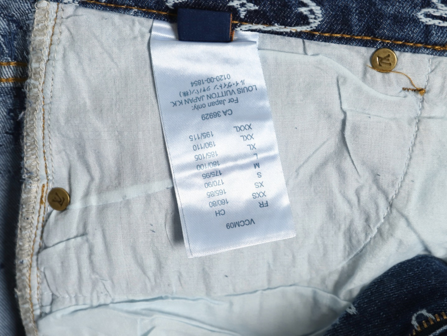 l0*is V*t0n 25fw jeans suit