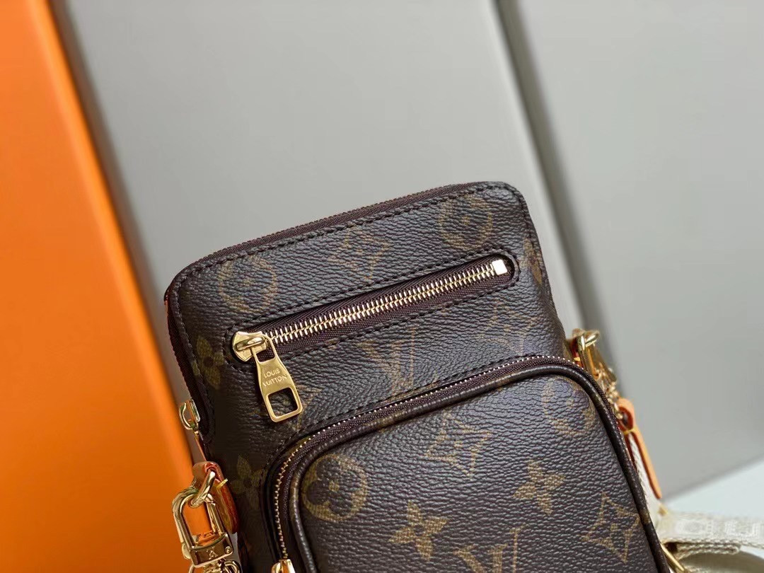 LV UTILITY PHONE POCKET M80746