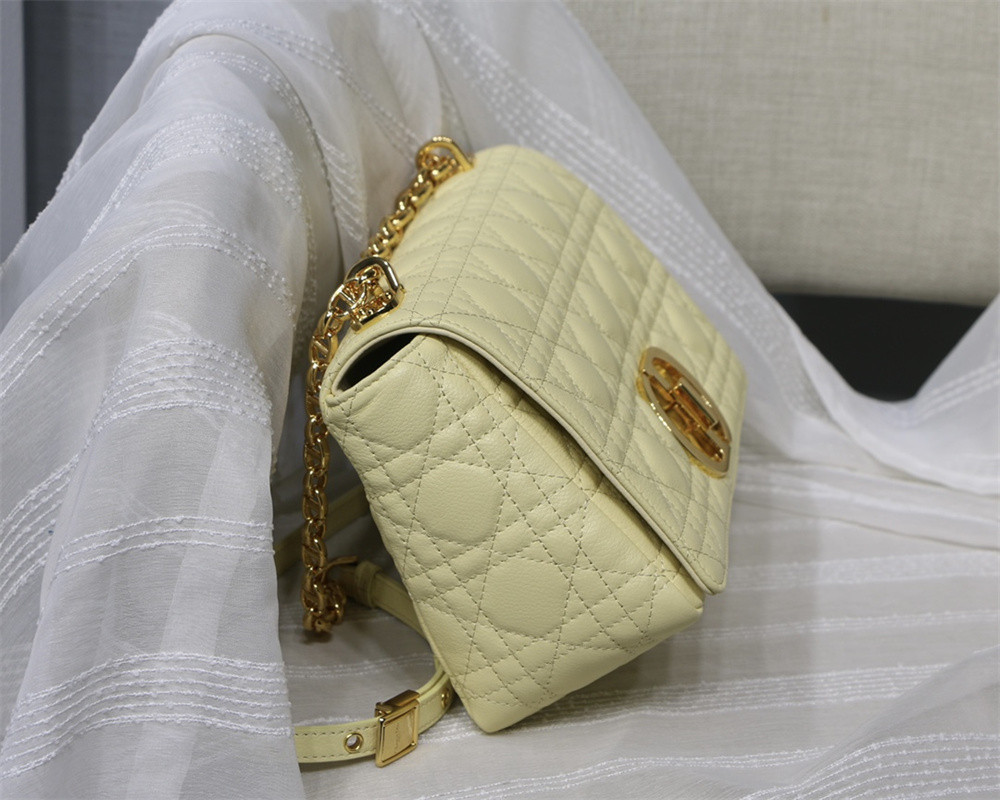 medium d*or caro bag light yellow S*pple cannage calfskin 25.5 x 15.5 x 8 cm