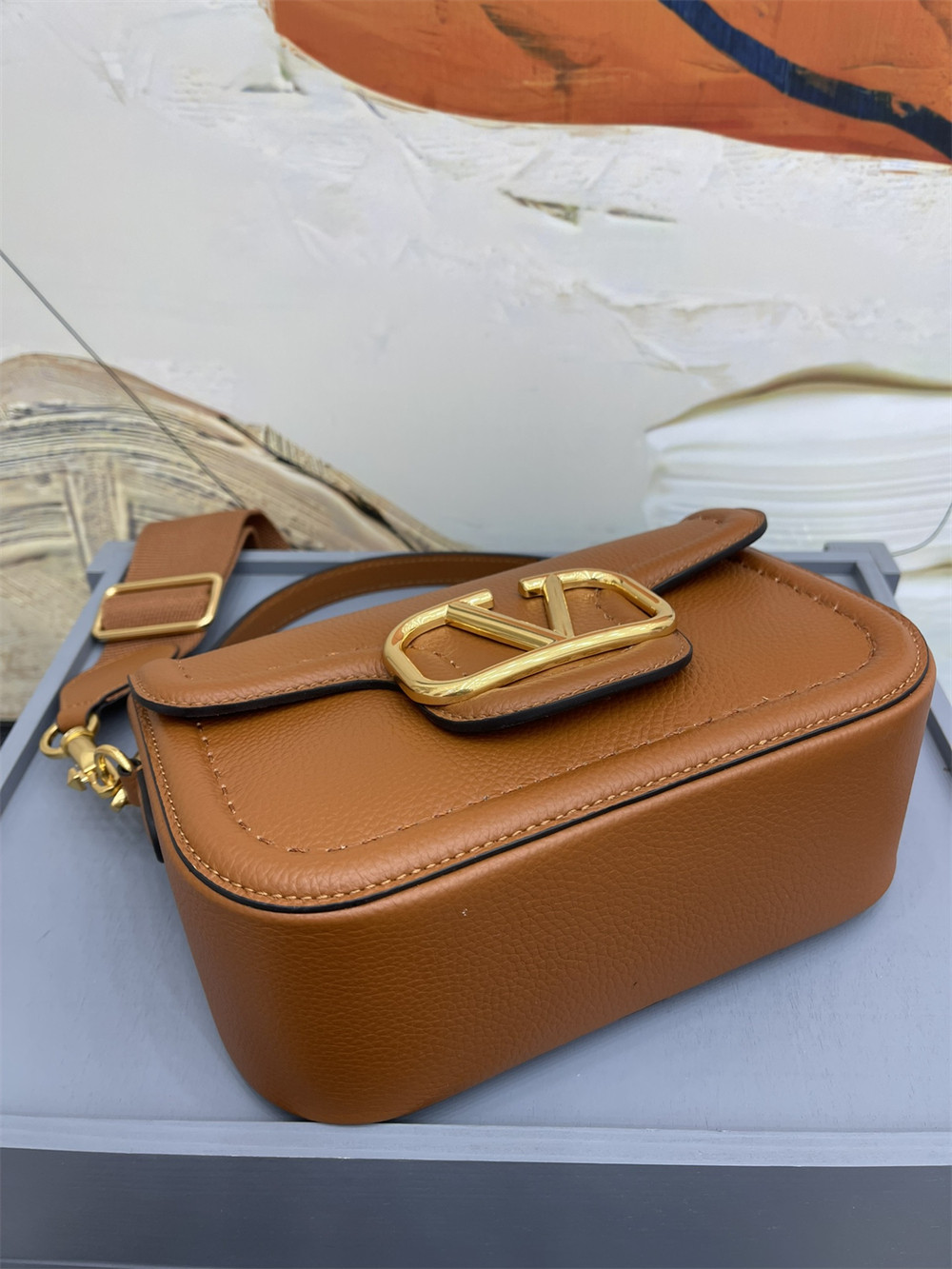 VALENTINO GARAVANI ALLTIME GRAINY CALFSKIN SHOULDER BAG BROWN