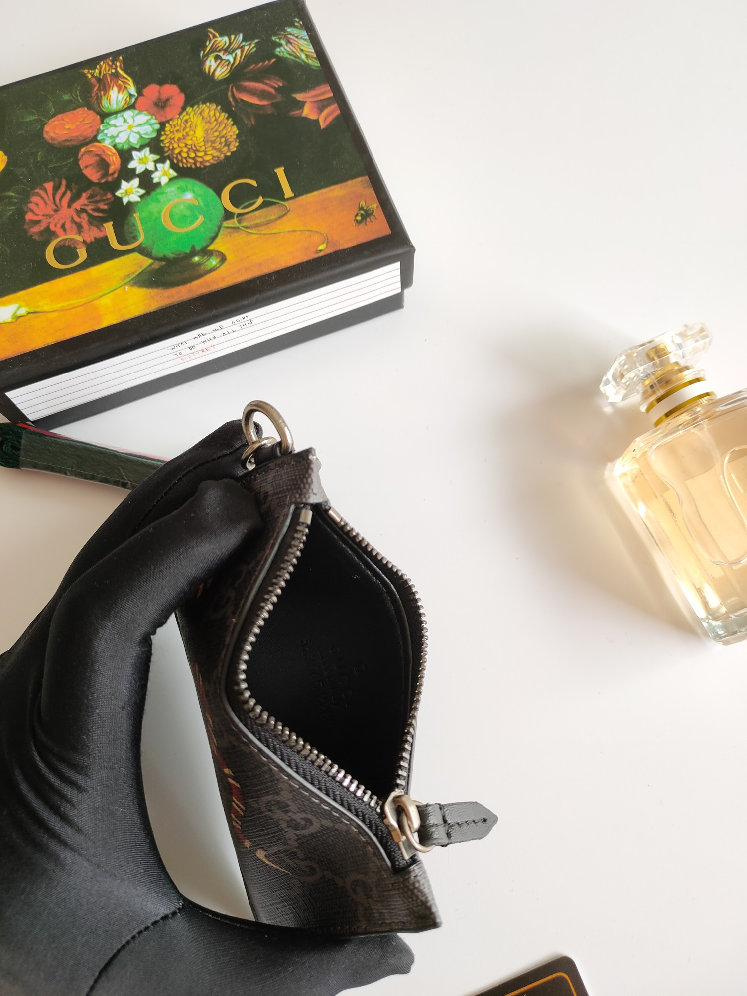 G*u*i gg card case wallet