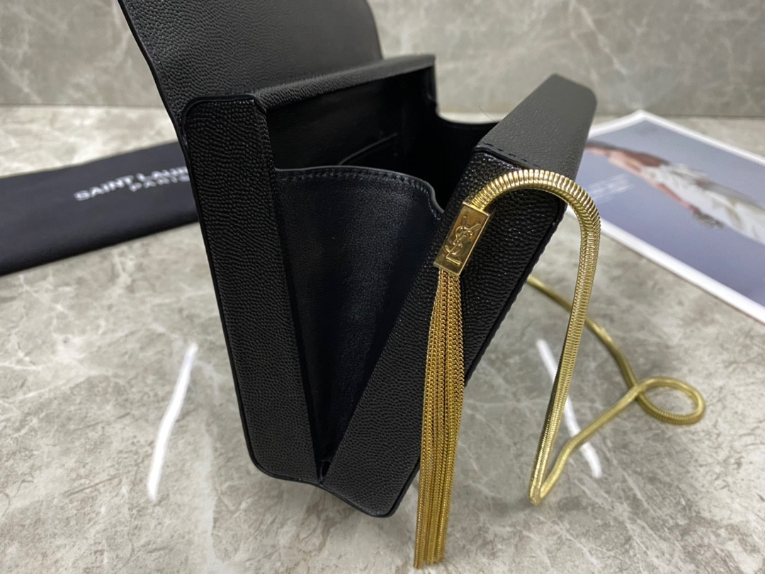 Y*L kate medium in grain de poudre embossed leather 9.4 x 5.7 x 2.1 inches