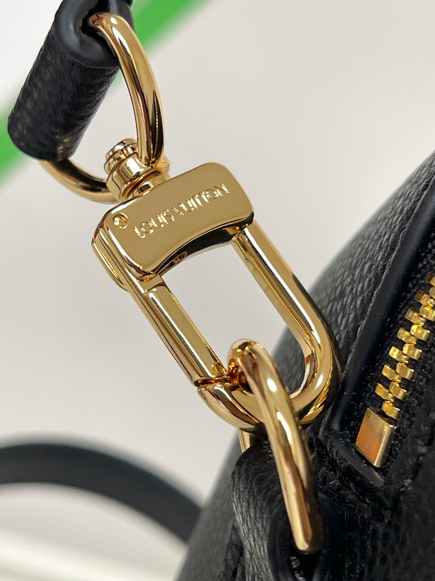 LV M46736 Speedy Bandoulière 25 9.8 x 7.5 x 5.9 inches