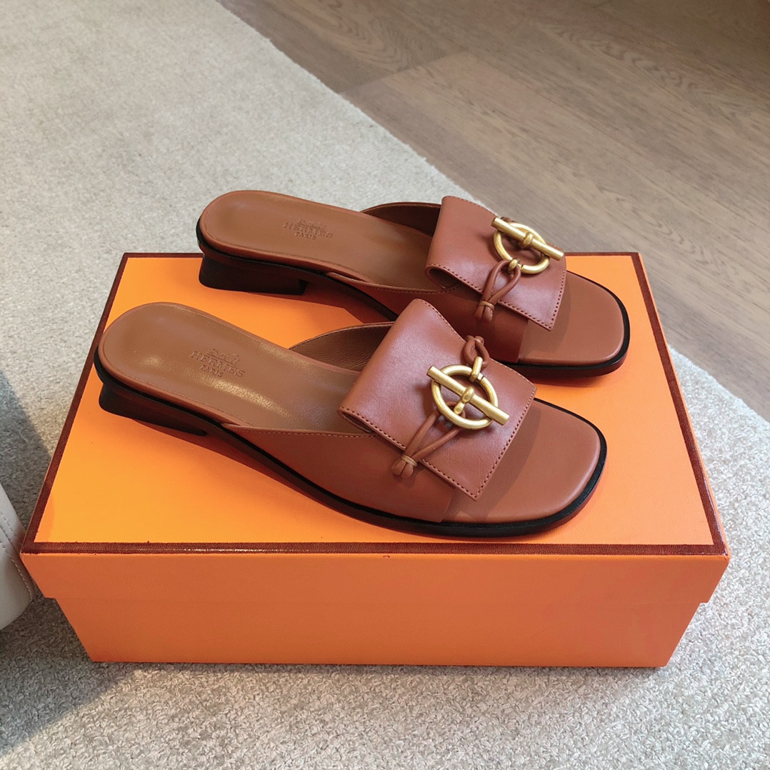 UA Hermès Isle sandal