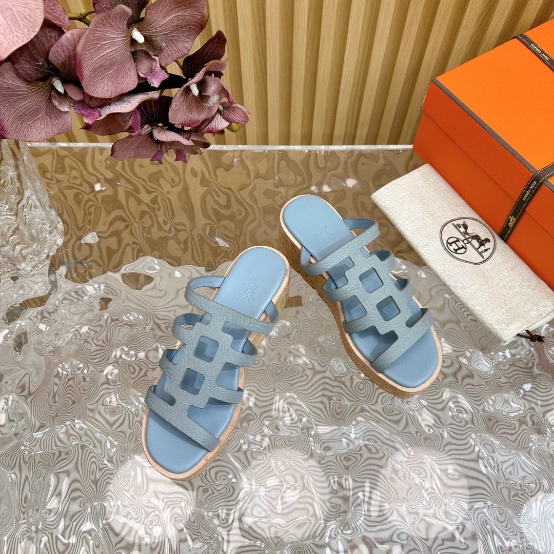 UA Hermès Isabella 30 sandal