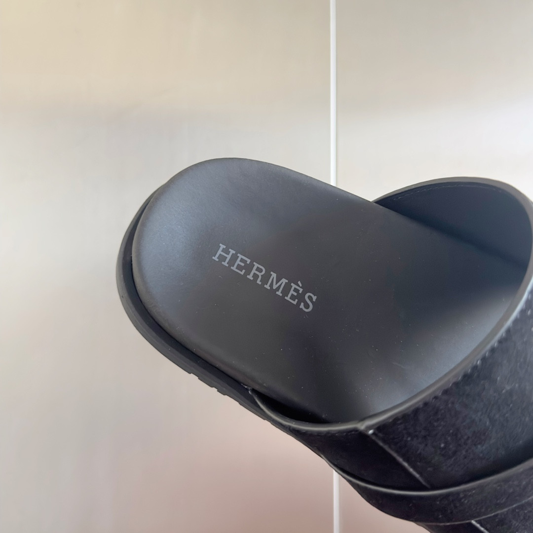 UA Hermès Jackson sandal