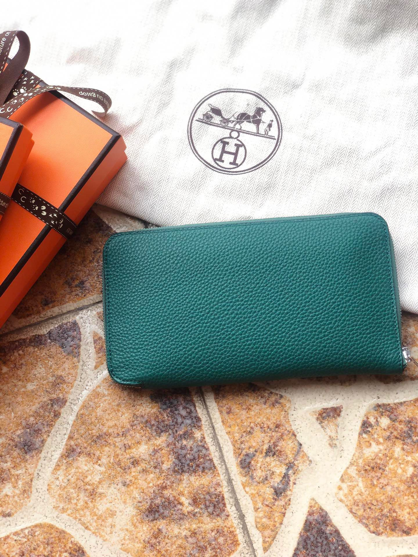 Hermès Long Wallet 20x11cm