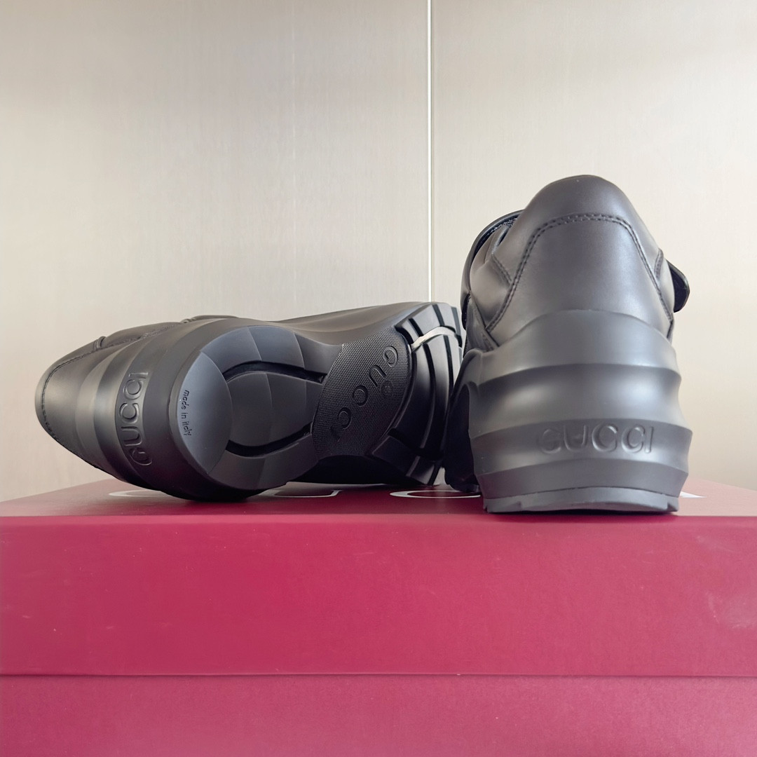 ua G*u*i wave wedge sneaker