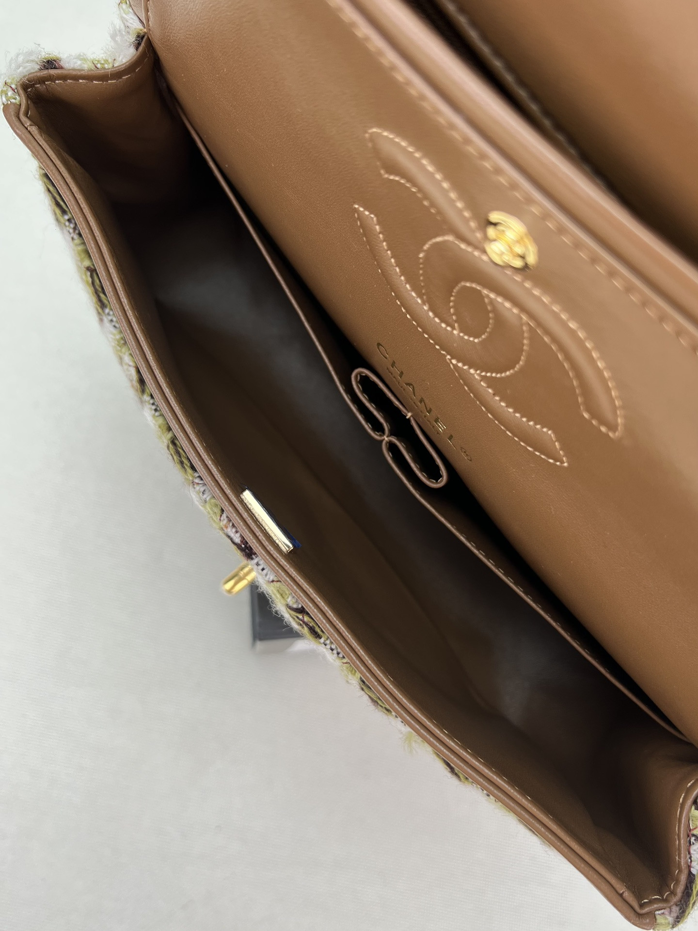 Ch*el classic flap bag 25cm