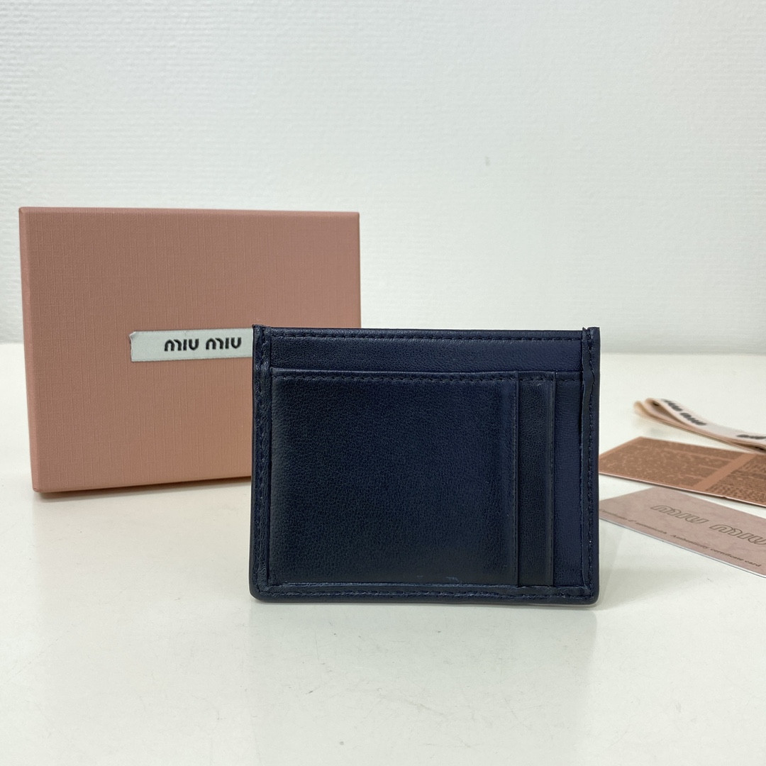 Miu Miu Matelassé nappa leather card holder 8x10.5cm