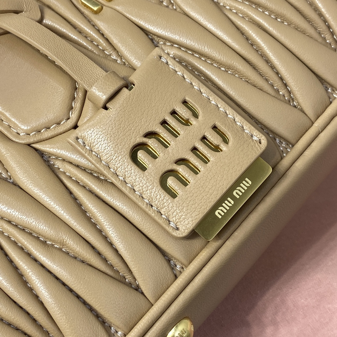 Miu Miu Arcadie matelassé nappa leather bag 12x27x9cm