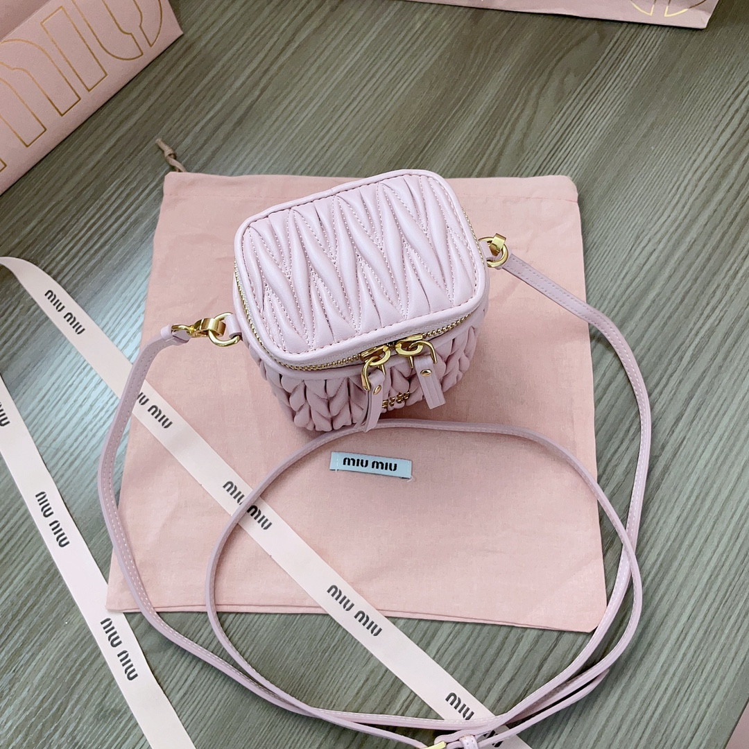 Miu Miu Matelassé nappa leather micro bag 10.5x9.5x7cm