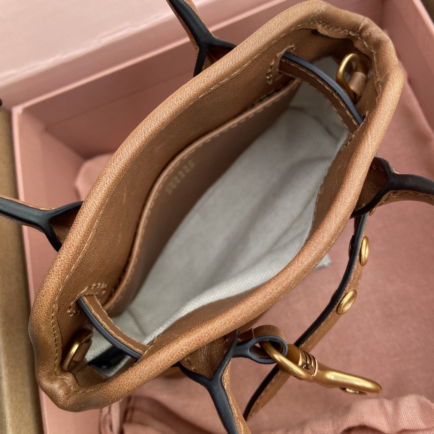 Miu Miu Aventure Nappa Micro Leather trick 9.5x12x2.5cm