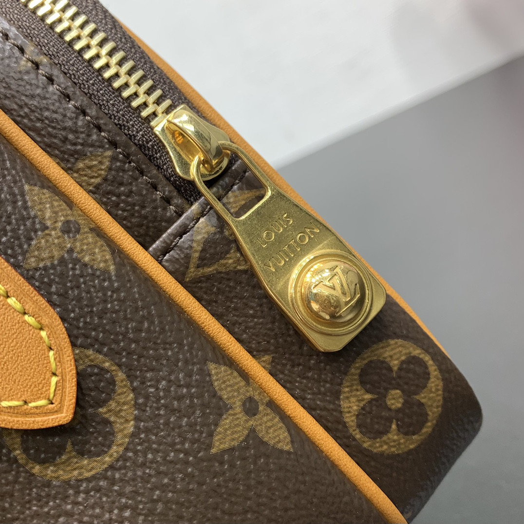 LV Amazone M14014 13.5x20x8cm