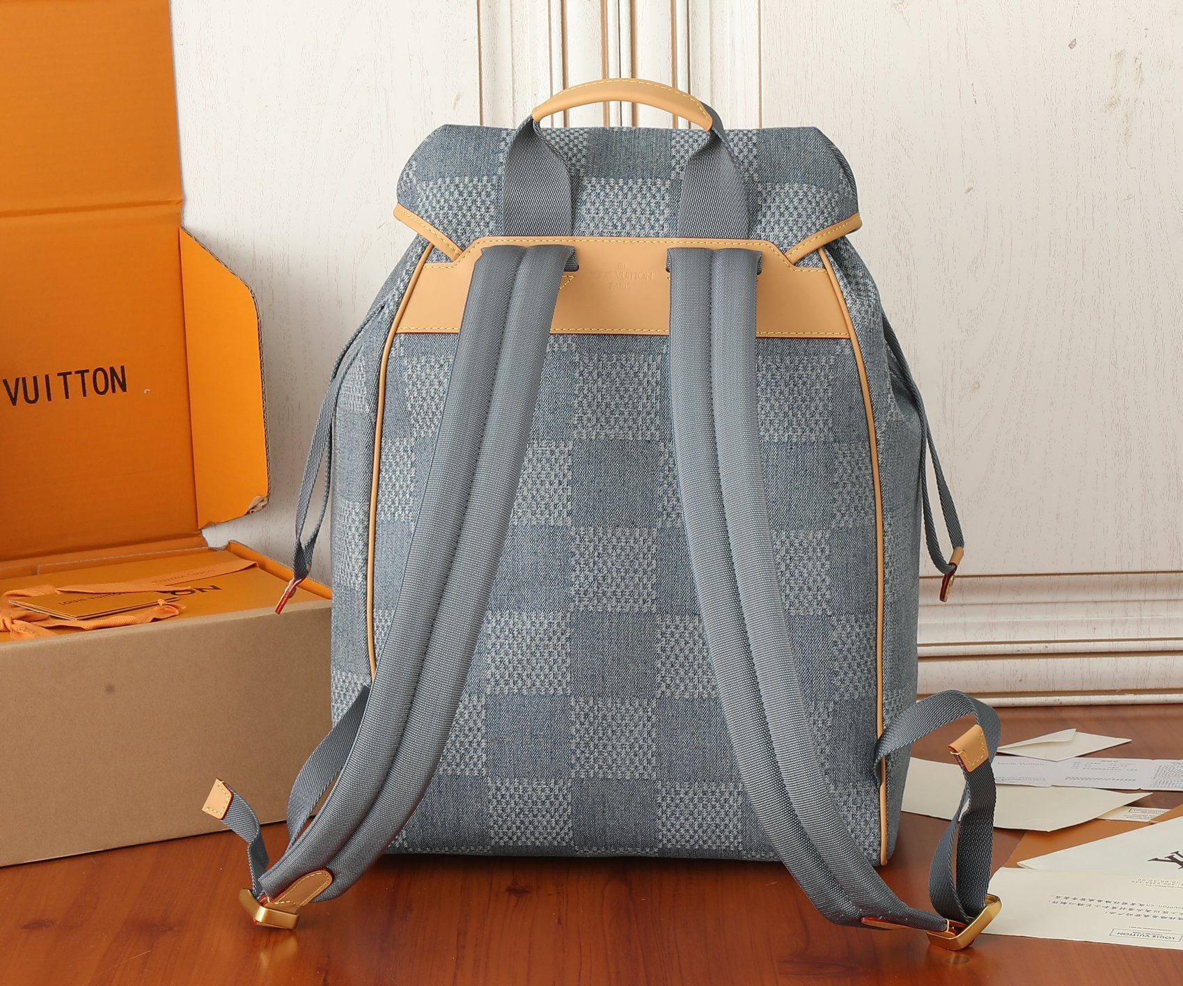 LV Montsouris Backpack N40708 32x40x19cm