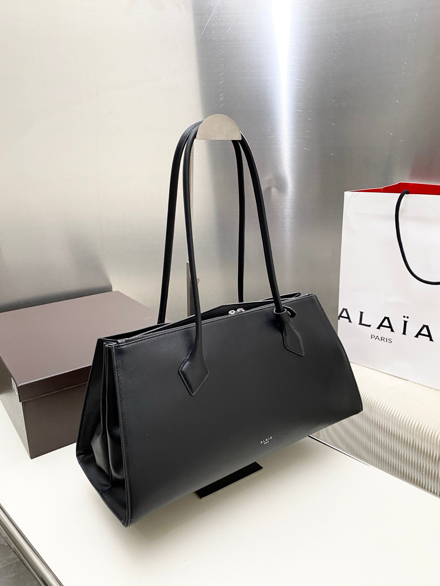 ALAÏA LE TECKE Large Double-Zip Bag 42x21.5x18.5cm