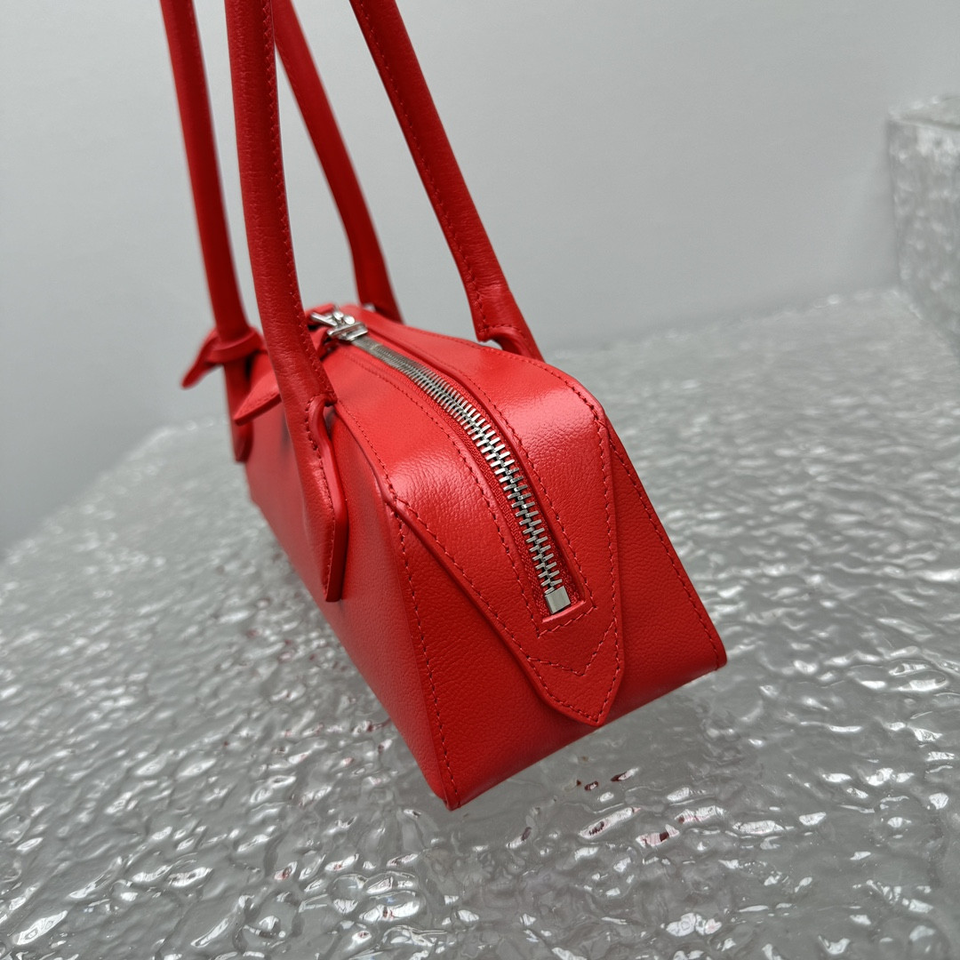 ALAÏA LE TECKEL SMALL BAG 27x9x8cm